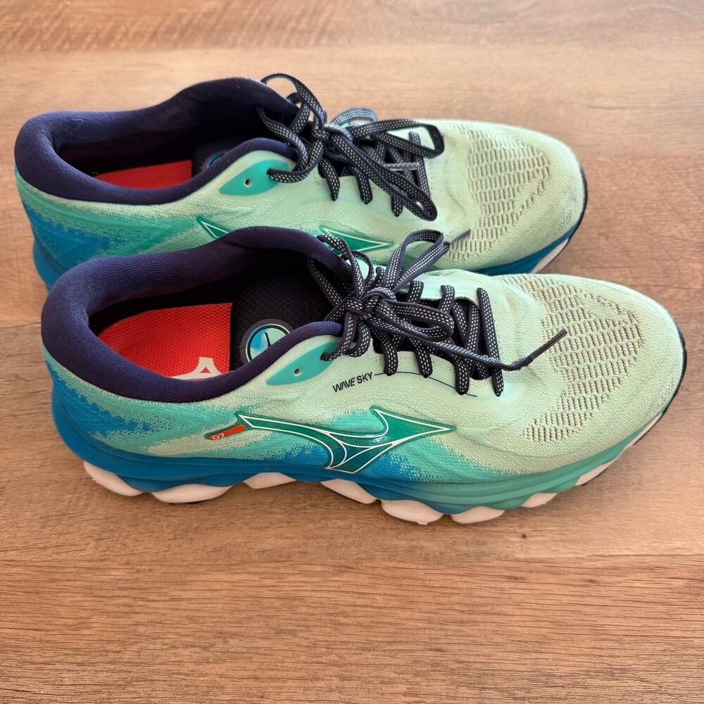 Mizuno Wave Sky 7 Running Shoes Aqua Blue Women’s Size 10.5 Athletic Trainers
